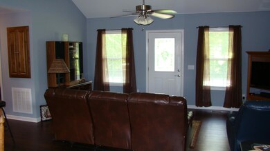 157 Brown Ln, Shelbyville, TN 37160 - photo 2