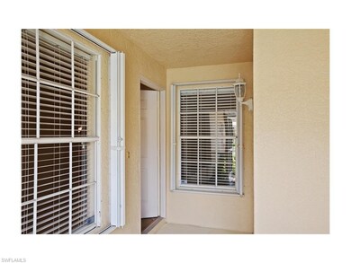 SCREENED FRONT FOYER ENTRANCE
