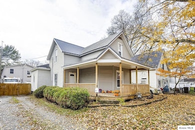 702 W Chestnut St, Mount Vernon, OH 43050 - photo 5