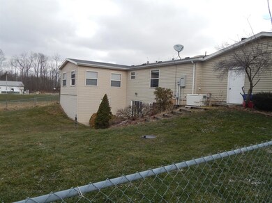 7424 N 425 E, Rolling Prairie, IN 46371 - photo 3