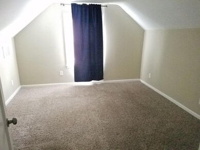 557 E Royal Forest Blvd, Columbus, OH 43214 - photo 6