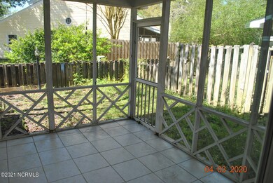 303 Bracken Place, Jacksonville, NC 28540 - photo 6