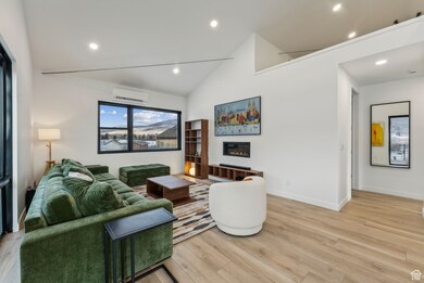 4770 E 2650 N unit A, Eden, UT 84310 - photo 3