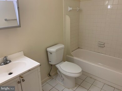 9679 Hagel Cir, Lorton, VA 22079 - photo 6