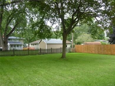 744 Deerfield Dr, North Tonawanda, NY 14120 - photo 3