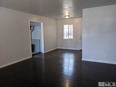 713 L St, Sparks, NV 89431 - photo 2