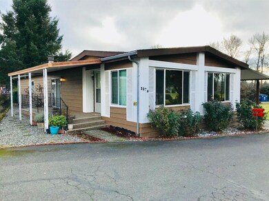 327 Sandlewood Dr, Grants Pass, OR 97526 - photo 3