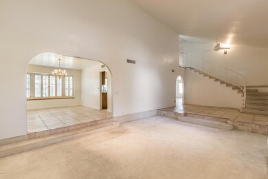 702 W Butler Dr, Phoenix, AZ 85021 - photo 5