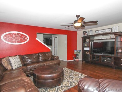 9247 S 256th East Ave, Broken Arrow, OK 74014 - photo 7