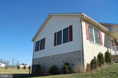 67 Fluorite Dr, Chambersburg, PA 17202 - photo 6