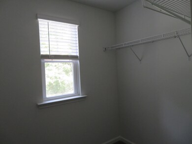 MBR Walk-In closet