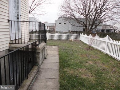 8520 Fowler Ave, Parkville, MD 21234 - photo 2