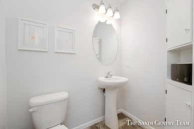 568 River Hills Dr, Newaygo, MI 49337 - photo 6