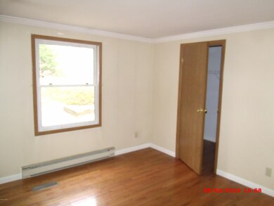 430 Iroquois Loop, Canadensis, PA 18325 - photo 5