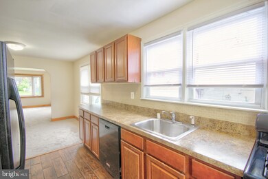 331 Third Ave, Halethorpe, MD 21227 - photo 5