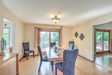 11-DINING ROOM