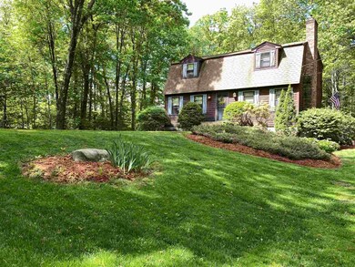 8 Emerald Dr, Derry, NH 03038 - photo 4