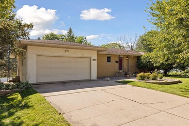 3981 Zealand Ave N, New Hope, MN 55427 - photo 2