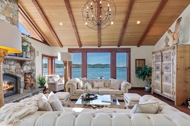 Abundant natural light
