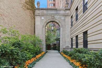 Oakdale Towers unit 8D, Chicago, IL 60657 - photo 2