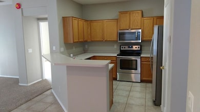 KITCHEN WITH NEW APPLIANCES