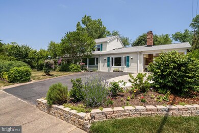 4101 Minstrell Ln, Fairfax, VA 22033 - photo 3