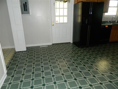 1010 Ravenwood Dr, Lawrenceburg, KY 40342 - photo 5