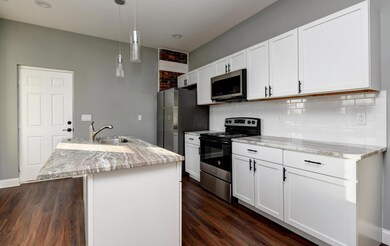 365 Wilson Ave, Columbus, OH 43205 - photo 6