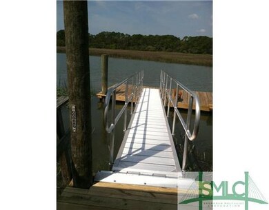 Waterfront/Dock/Pier.