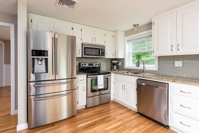 40 Davis St, Northborough, MA 01532 - photo 2