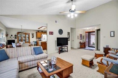 225 Rebecca Dr, Alamo, TX 78516 - photo 6