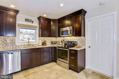 49 Pebble Ln, Willingboro, NJ 08046 - photo 7