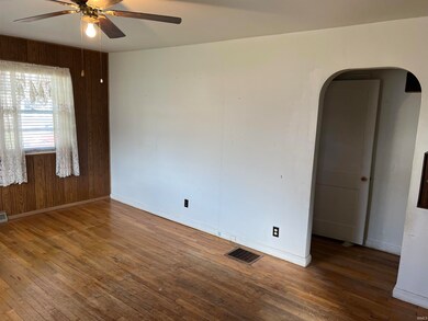1200 E 18th St, Muncie, IN 47302 - photo 4