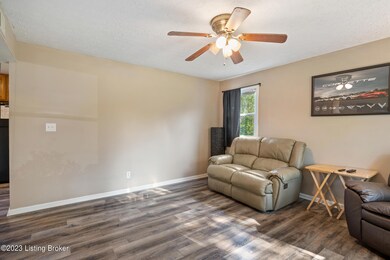 7914 Grenelle Dr, Louisville, KY 40228 - photo 5