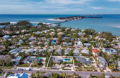 711 Russell St, Longboat Key, FL 34228 - photo 4