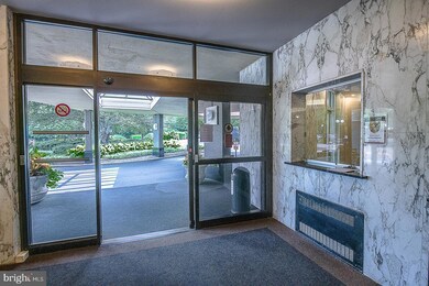 Sutton Terrace Condominium unit 703, Bala Cynwyd, PA 19004 - photo 5