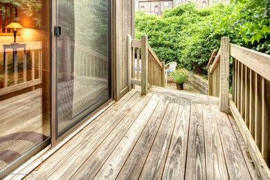 26_Back Deck