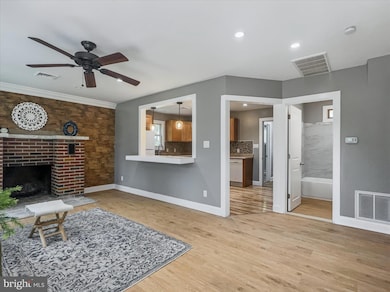 9061 Robinhood Dr, Kunkletown, PA 18058 - photo 7