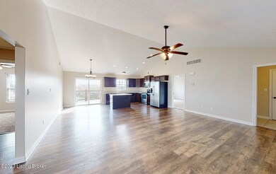 10603 Brook Chase Ct, Louisville, KY 40228 - photo 3