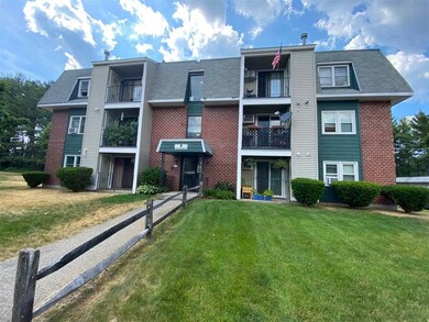 6 Knights Bridge Dr unit UJ205, Nashua, NH 03063 - photo 2