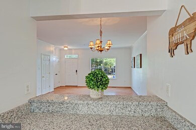 12905 Boggy Trail Way, Germantown, MD 20876 - photo 5