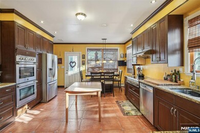 220 Webster Ave, Lyndhurst, NJ 07071 - photo 5