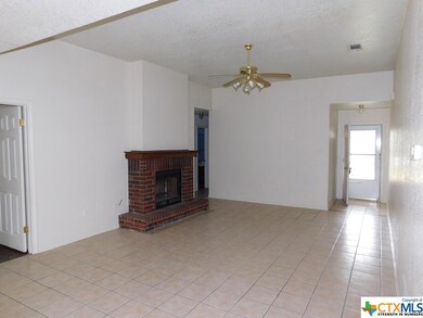 902 Saratoga Ln, Copperas Cove, TX 76522 - photo 3