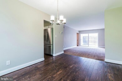 10568 Faulkner Ridge Cir, Columbia, MD 21044 - photo 6