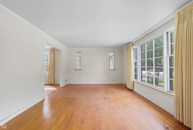 8301 Karlov Ave, Skokie, IL 60076 - photo 3