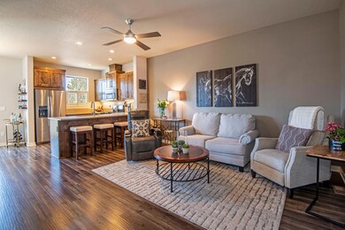 660 NE Vail Ln Bend OR 97701-print-005-0