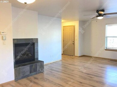 unlisted-address, Bend, OR 97701 - photo 3