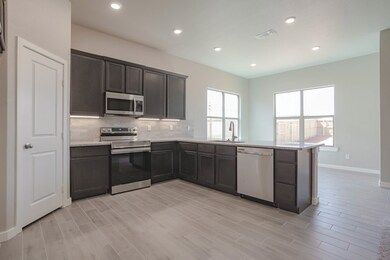 1423 E 89th St, Odessa, TX 79765 - photo 4