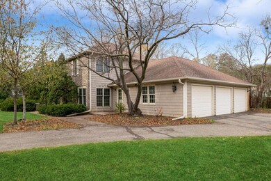 18000 Berry Ln, Wayzata, MN 55391 - photo 3