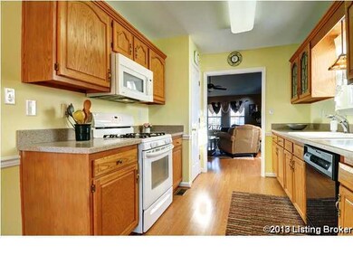 8208 Adams Run Rd, Louisville, KY 40228 - photo 5